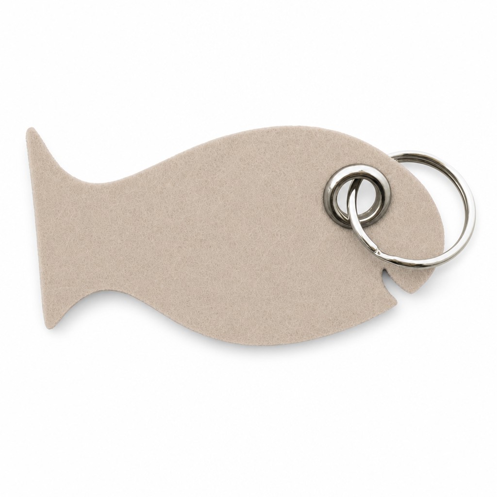 Filz-Schlüsselanhänger Fisch in Beige mit Metallöse und Schlüsselring – Werbeartikel aus 3 mm Filz