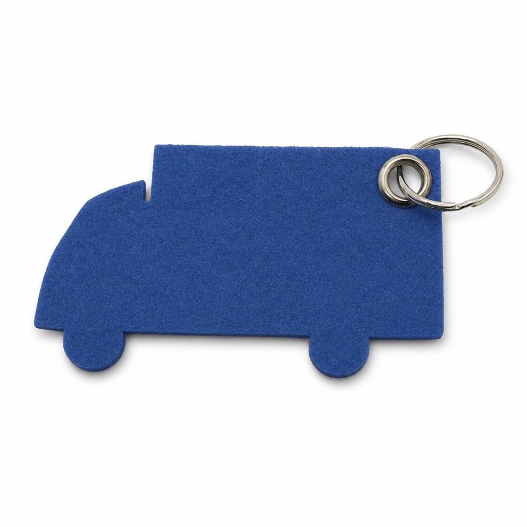 Filz-Schlüsselanhänger LKW in Blau mit Metallöse und Schlüsselring – Werbeartikel aus 3 mm Filz (mit KI bearbeitetes Bild)
