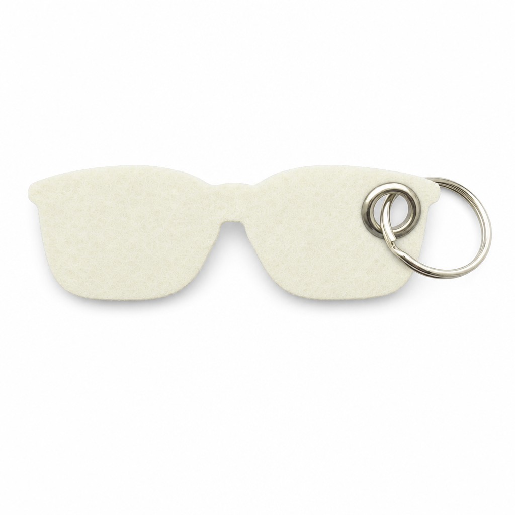 Filz-Schlüsselanhänger Brille in Creme mit Metallöse und Schlüsselring – Werbeartikel aus 3 mm Filz